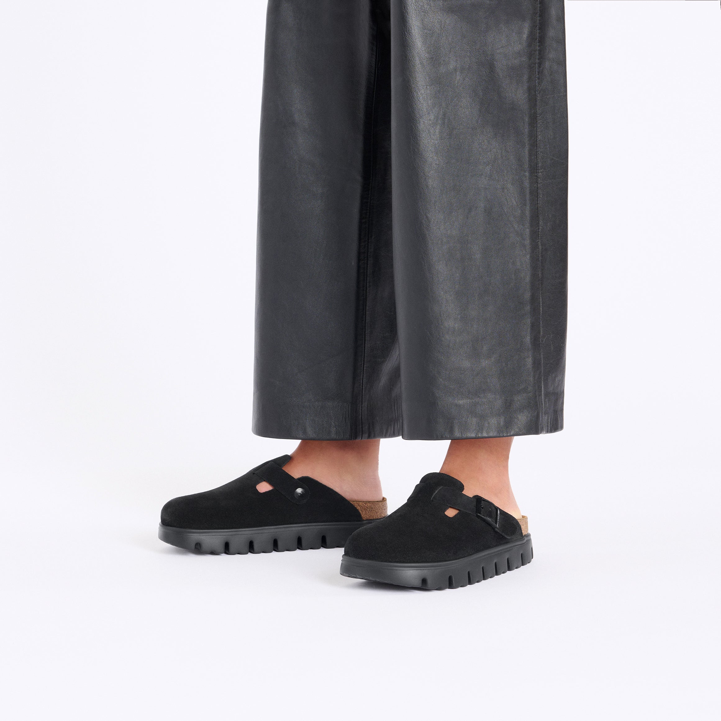 Boston Chunky Black Suede Leather Narrow