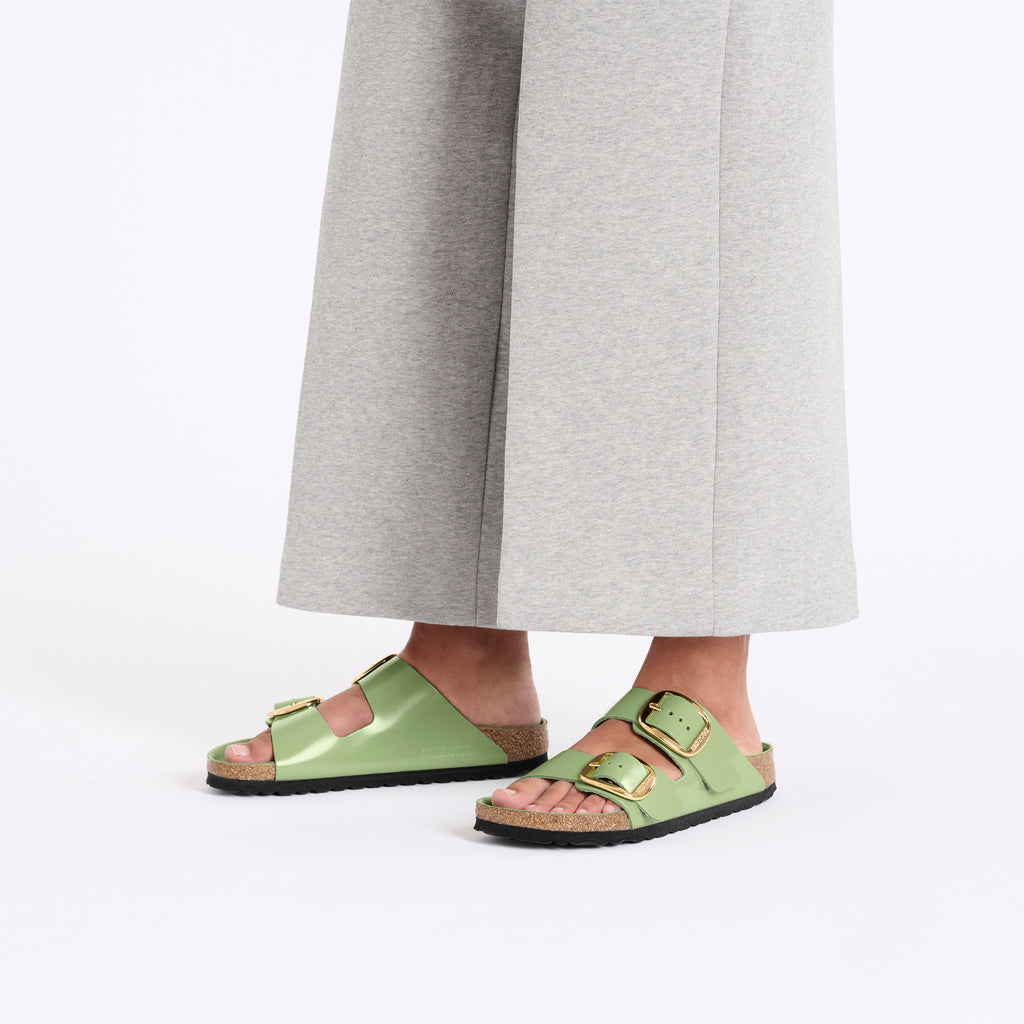 Arizona Big Buckle High Shine Green Tea Natural Leather Patent Narrow