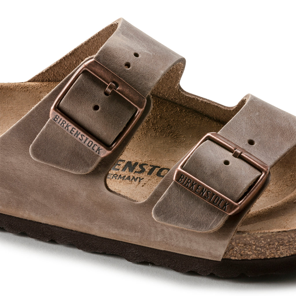 Arizona Tobacco Brown Oiled Leather Regular